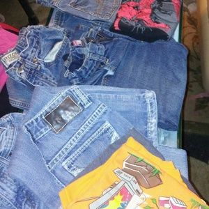 Bundle of boys jeans and tee's